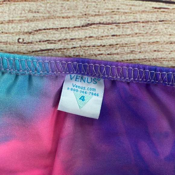 ⭐️ SOLD ⭐️ VENUS Bikini Bottom BUNDLE Size 4 - Picture 8 of 10